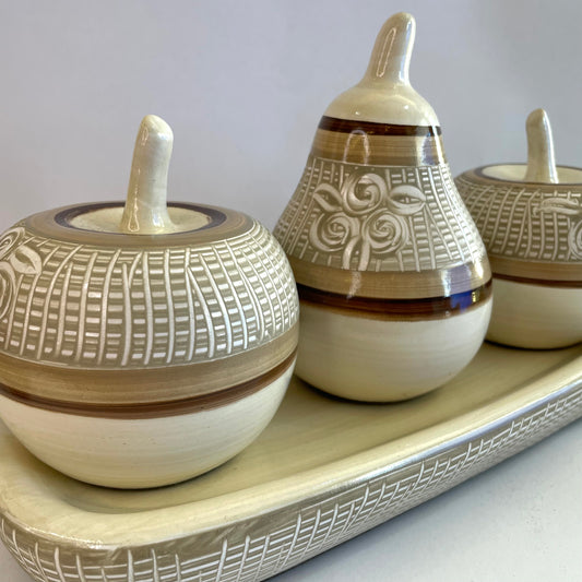 Conjunto Decorativo Bandeja com 3 Frutas em Cerâmica – Star Bella