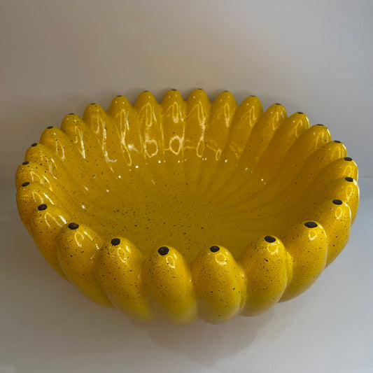 Fruteira de Mesa 30 cm - Com Formato de Bananas | Cerâmica Alessandra