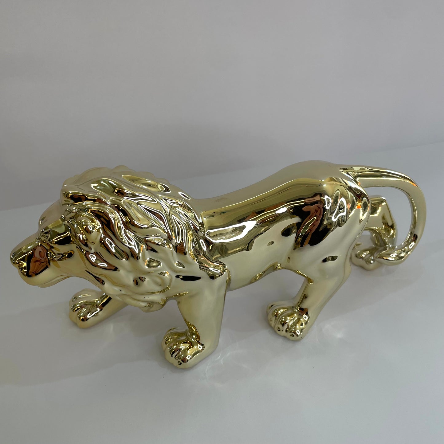 Figura Decorativa de Leão em Cerâmica | Youbai