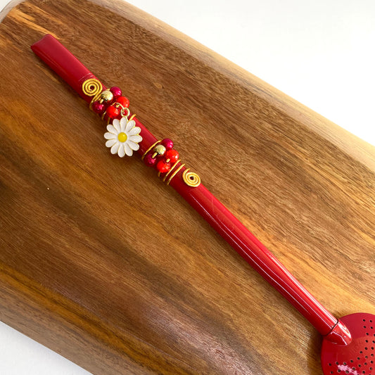 Bomba de Chimarrão Inox 23 cm Vermelha com Pingente – Estilo e Personalidade | Sem Rosca