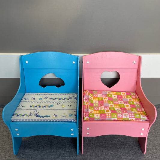 Cadeirinha Infantil Plástica 43x35x31 cm – Brinquedos Junges