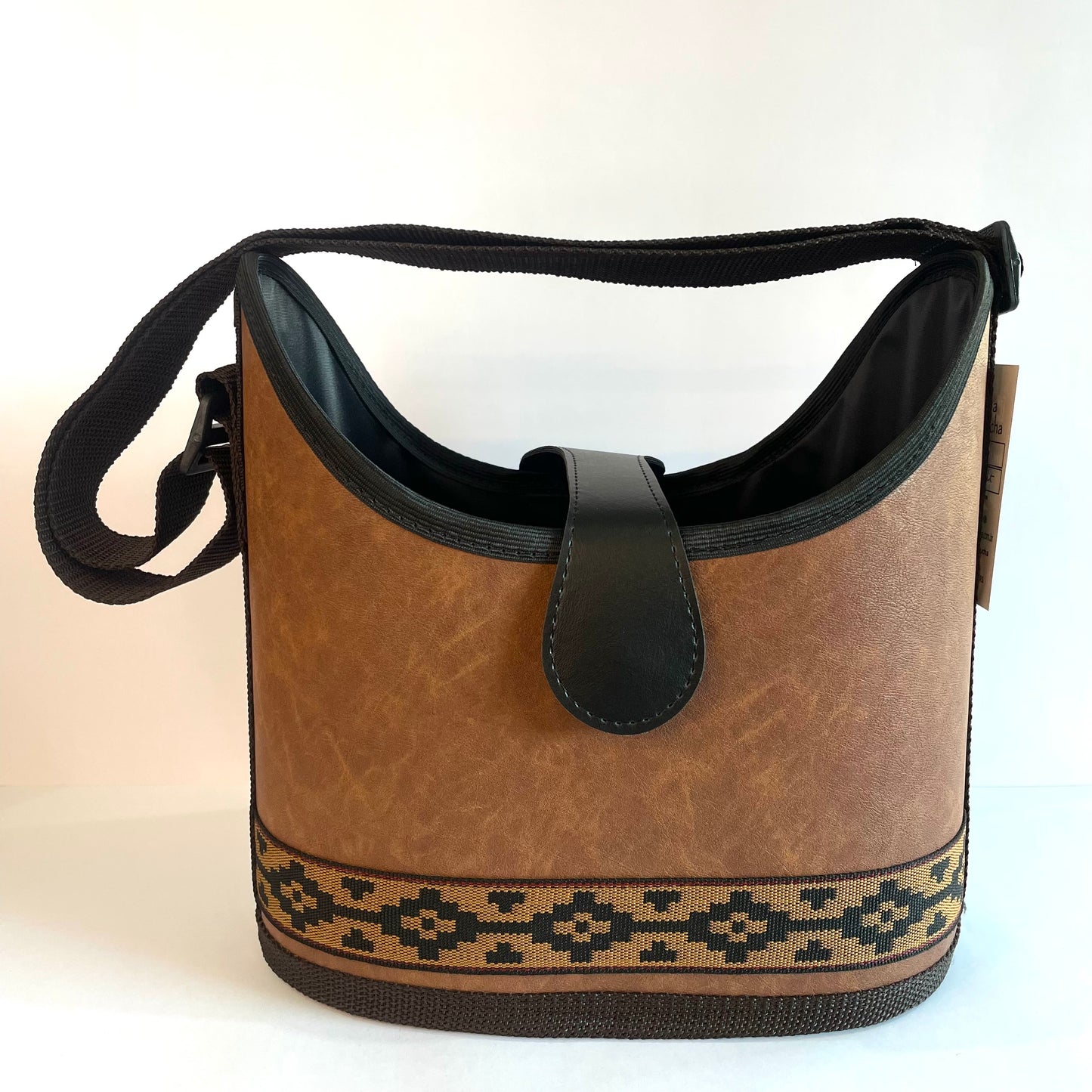 Mateira para Chimarrão 25 cm com Detalhe de Faixa Pampa | Estampa Gaúcha