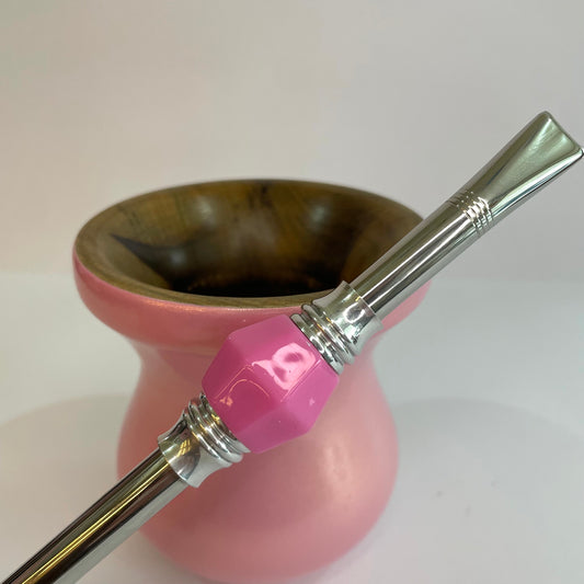 Kit Chimarrão Matetri – Cuia de Chimarrão Rosa + Bomba Inox | Estilo, Tradição e Qualidade