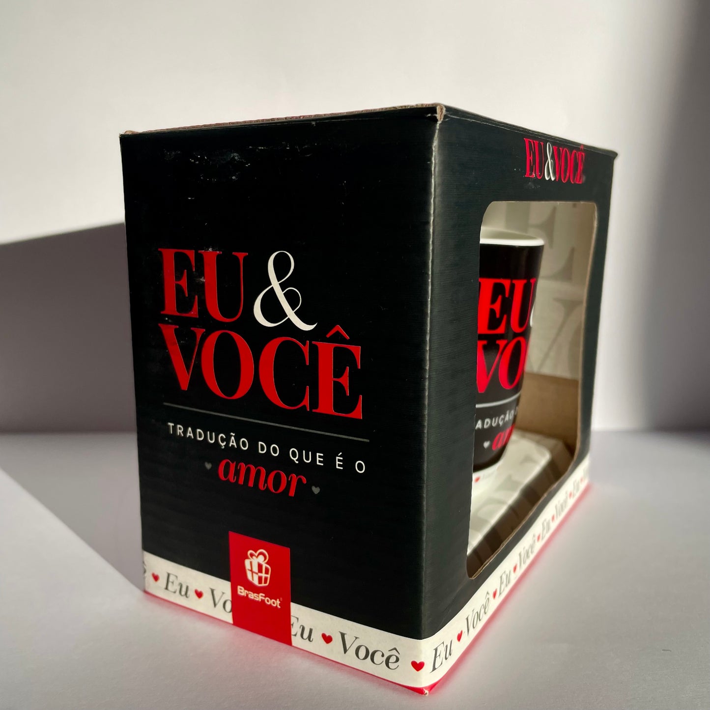 Caneca de Porcelana 360 ml - Tradução do que é o Amor | Brasfoot Presentes