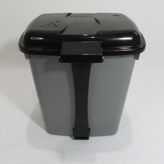 Lixeira Retangular com Pedal 7,5 Litros | Plásticos Rainha