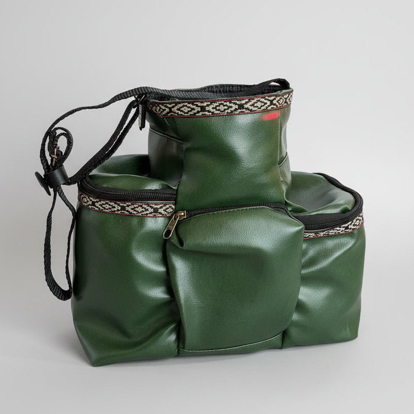 Mateira Argentina Lisa Faixa Pampa 1 L - 30 x 26 x 12 cm (L x A x C) – Bolsa Mateira Argentina elegante p/ Chimarrão e Tereré | Alta Durabilidade | Transporte térmica, cuia e acessórios