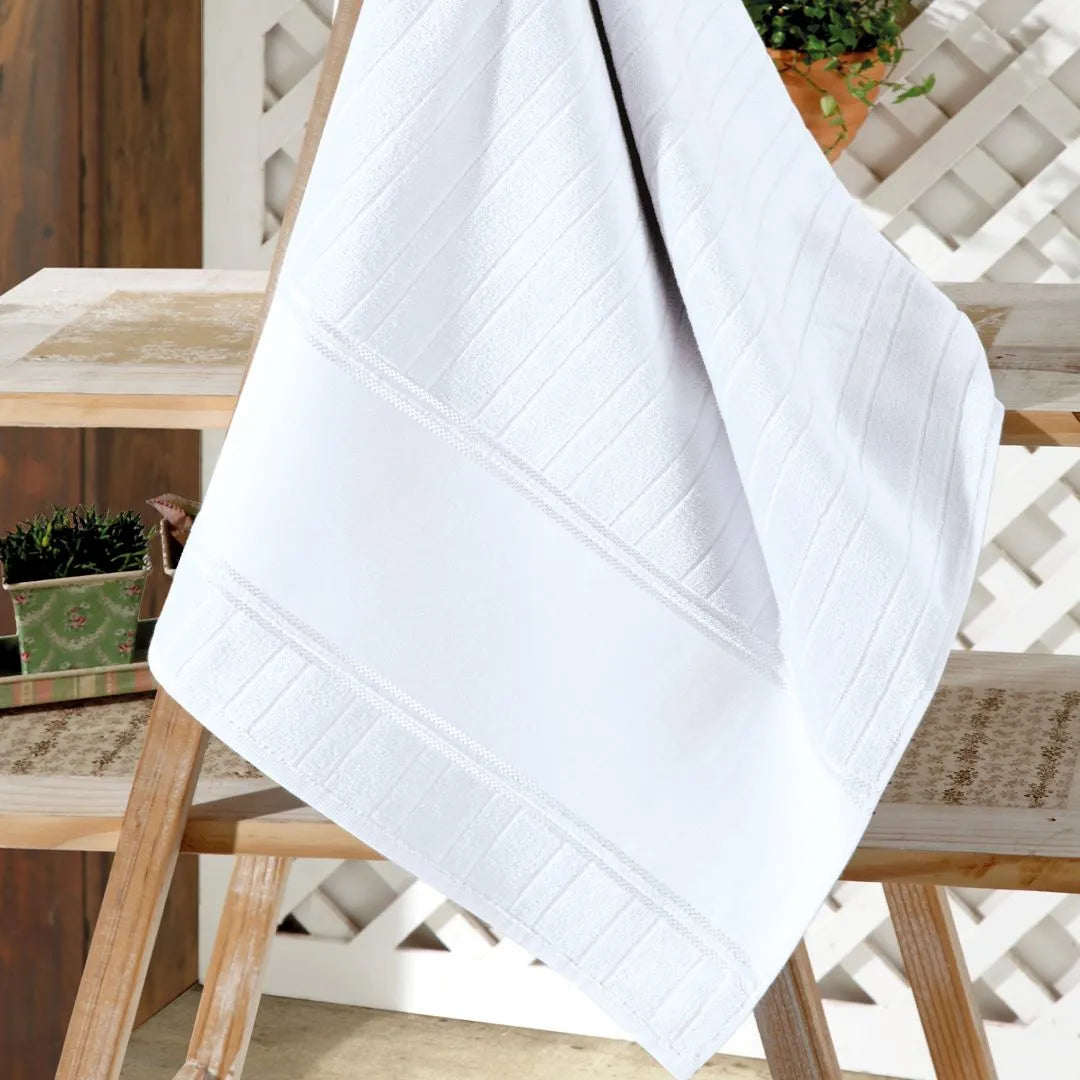 Toalha de Banho Velour Artesanalle Döhler 70 × 140 cm – Algodão ≥ 85% – Para Pintura – Multicores