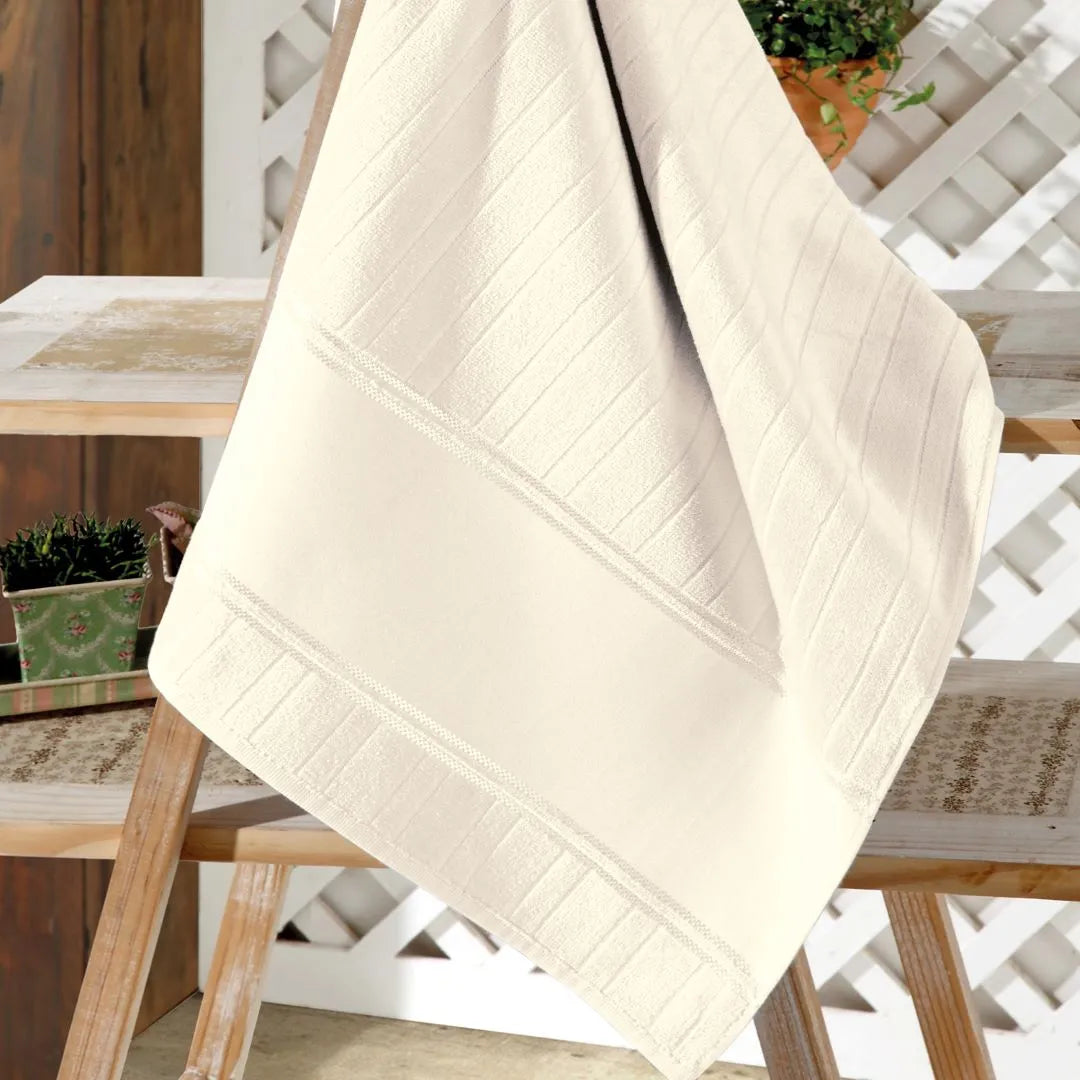 Toalha de Banho Velour Artesanalle Döhler 70 × 140 cm – Algodão ≥ 85% – Para Pintura – Multicores