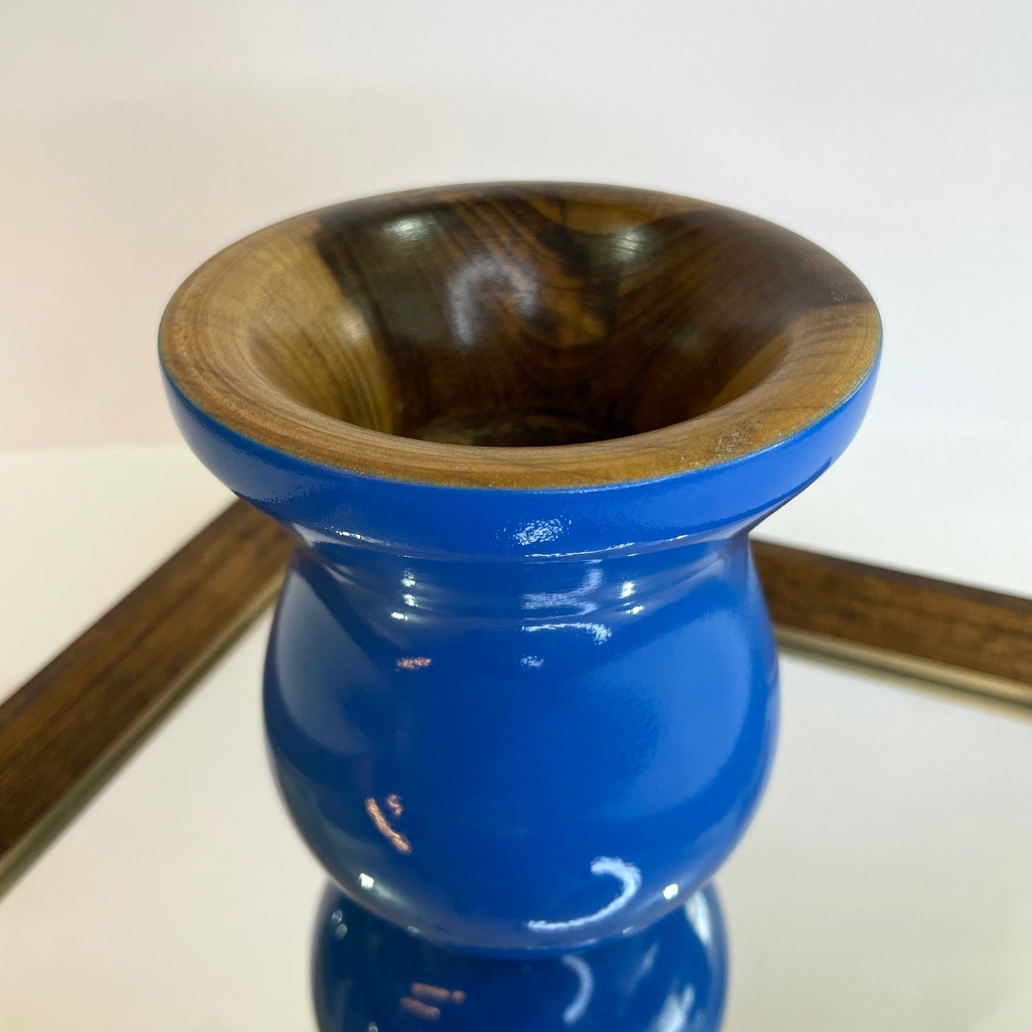 Cuia de Chimarrão Matetri Madeira Azul 12 cm – Artesanal, Design Colorido