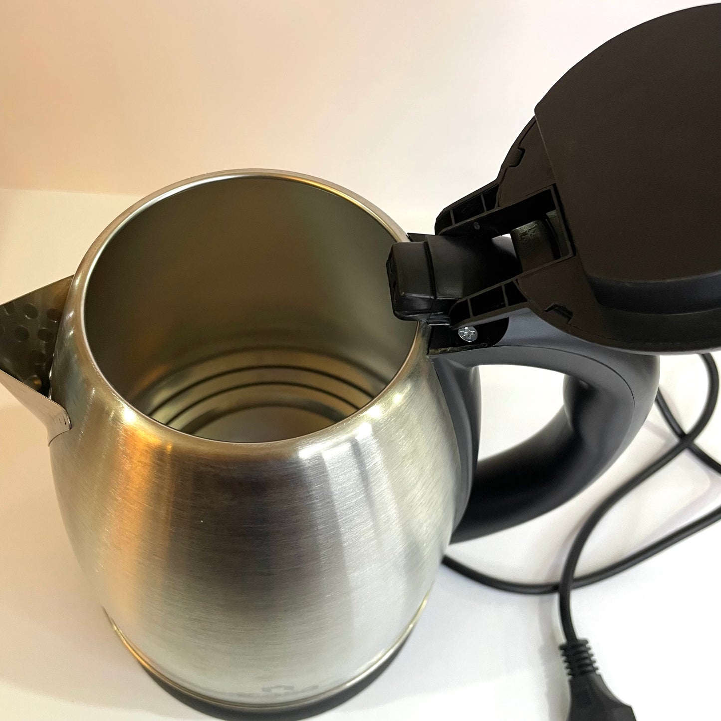Jarra Elétrica CalorMax 1,8 L Inox – Desligamento Automático | +Casa