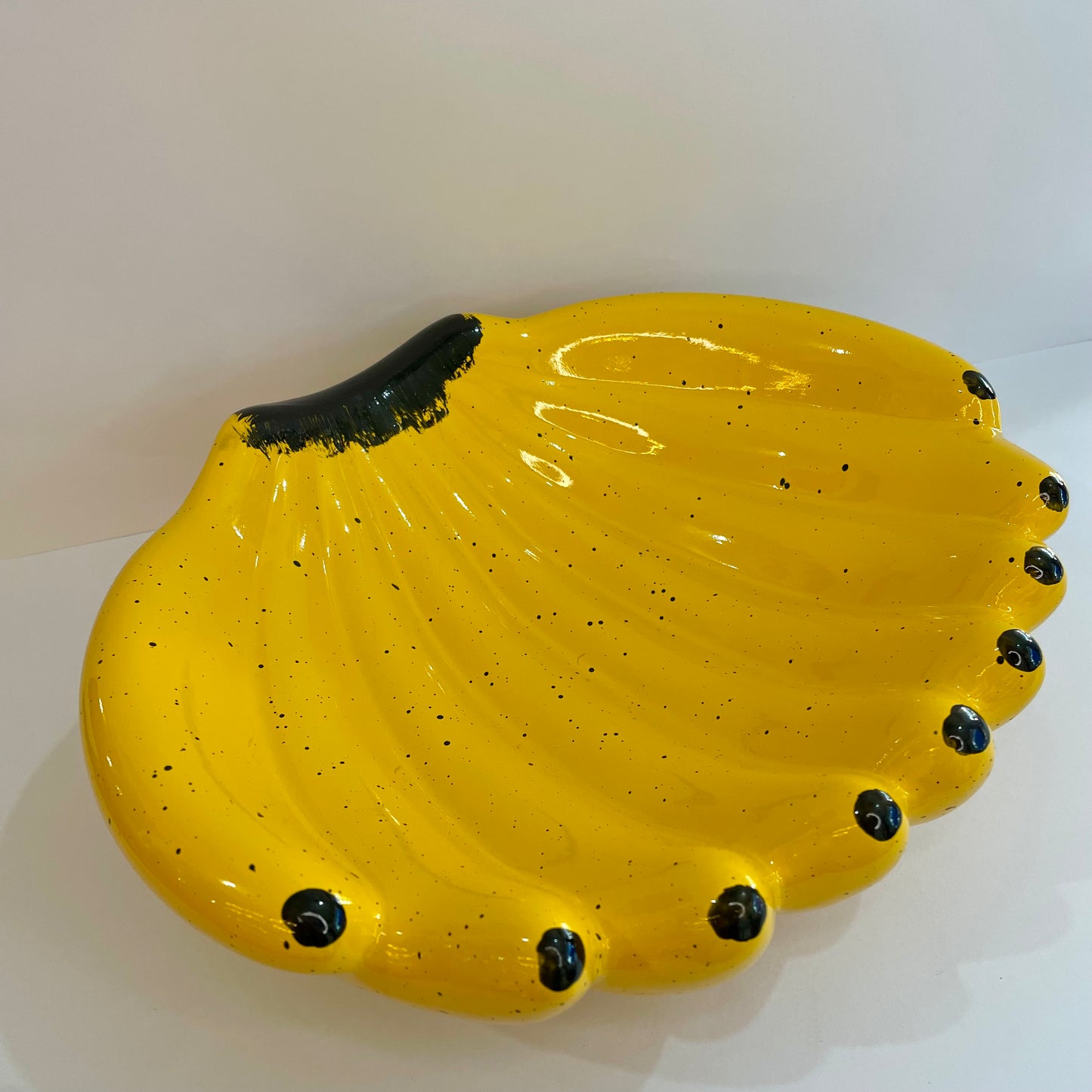 Fruteira de Mesa 26 cm - Cacho de Banana | Cerâmica Alessandra
