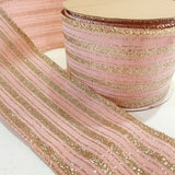 Fita Decorativa Aramada FlorArte Linho com Glitter e Costura – 6,3 cm x 9,14 m – Cor Rosa Champanhe