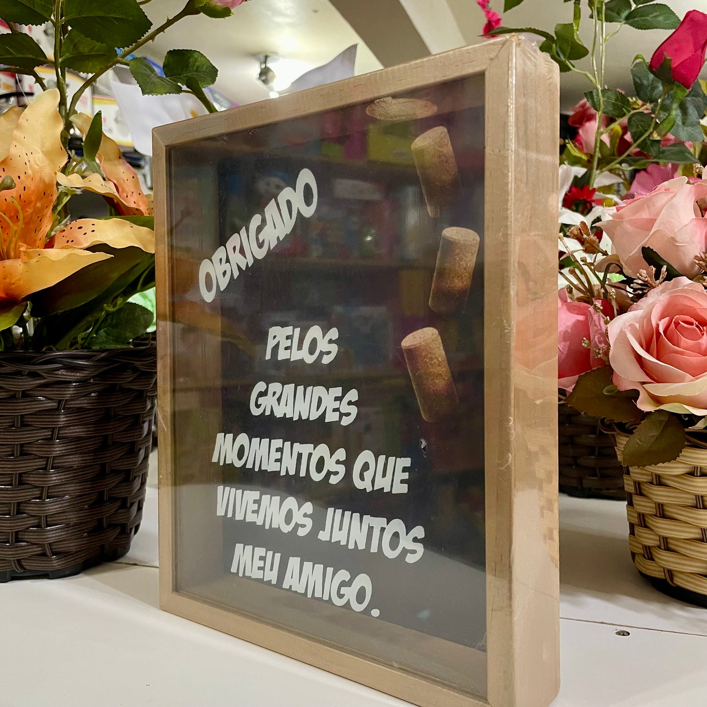 Quadro Porta Rolha 20 x 25 - Obrigado Pelos Grandes Momentos |  Molduminas