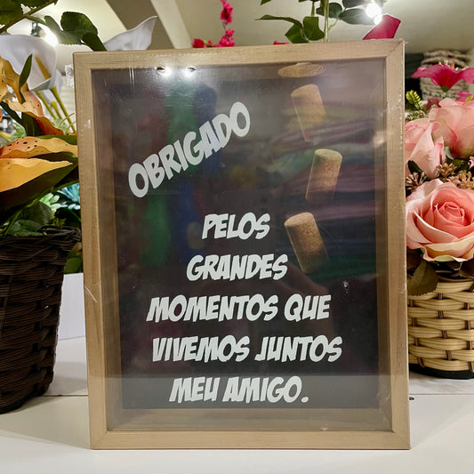 Quadro Porta Rolha 20 x 25 - Obrigado Pelos Grandes Momentos |  Molduminas