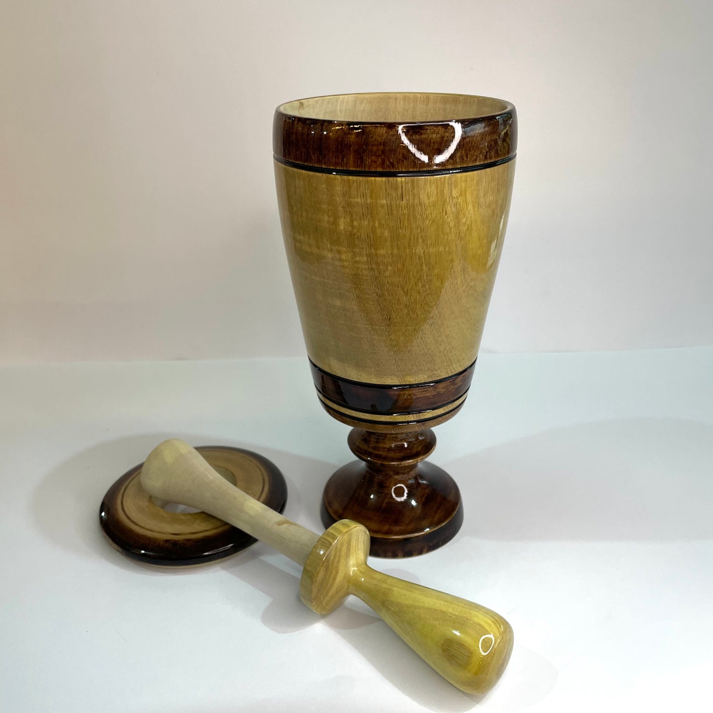 Copo para Caipira de Madeira 500ml com Socador – Artesanal e Tradicional