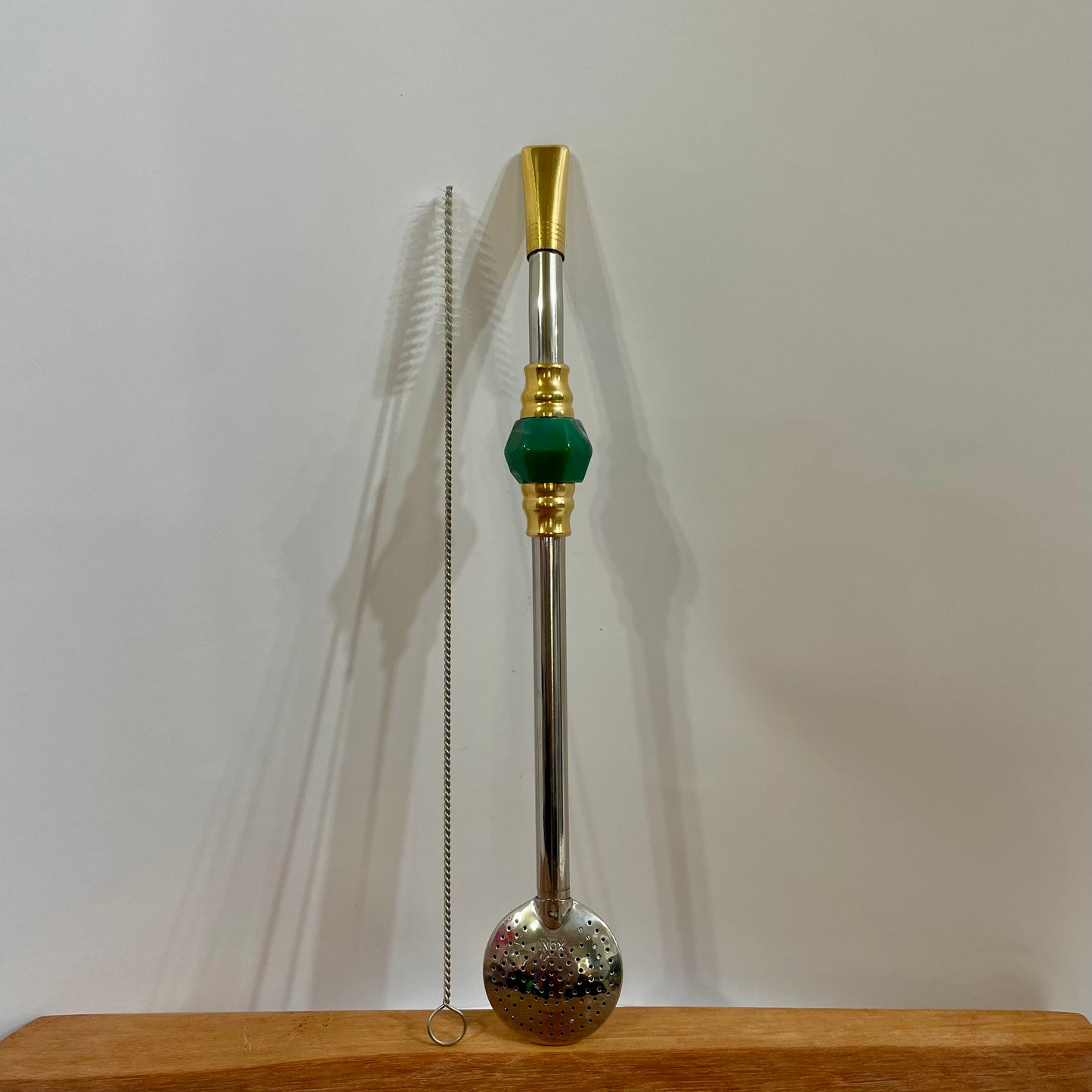 Bomba de Chimarrão Aço Inox 25 cm com Rosca - Bocal Dourado - Decoração Pedra Acrílica | Garibaldi