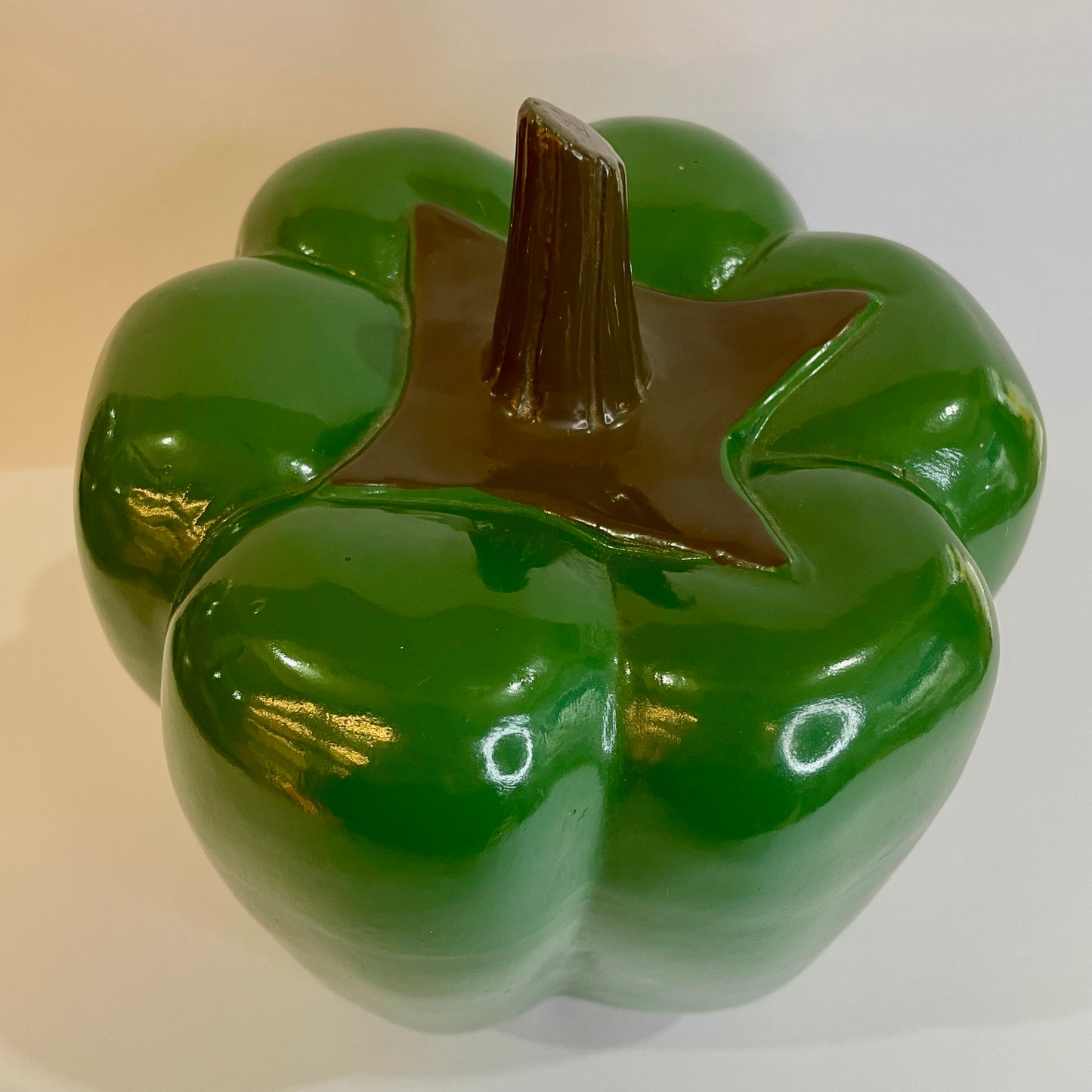 Pimentão Verde Decorativo 20 cm em Cerâmica | Cerâmica Alessandra