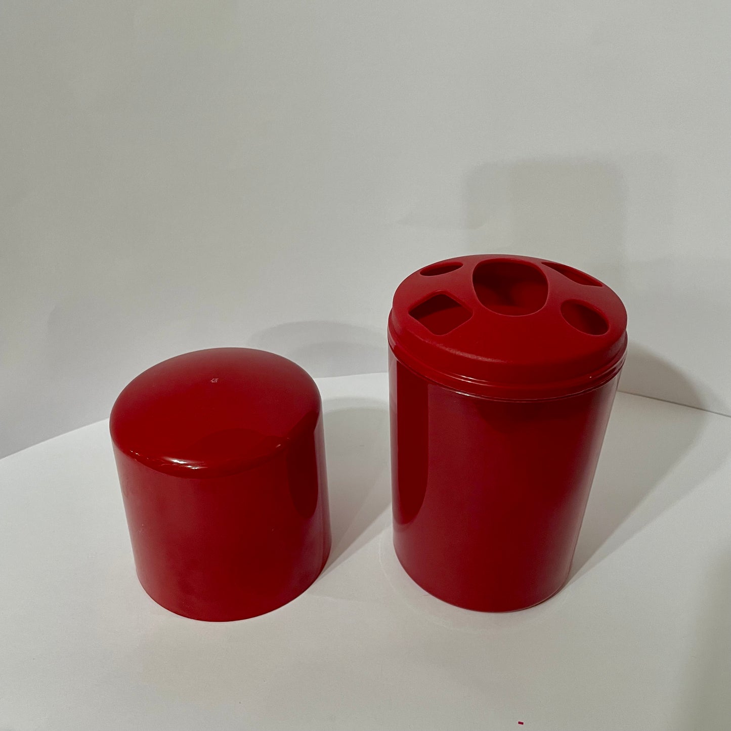 Porta Escova de Dente com Tampa | Plástico | Utility
