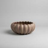 Vaso de Cerâmica Decorativo StarBella Equibana Gomo P – 24 cm Diâmetro x 9 cm Altura – Acabamento Premium para Decoração e Plantas