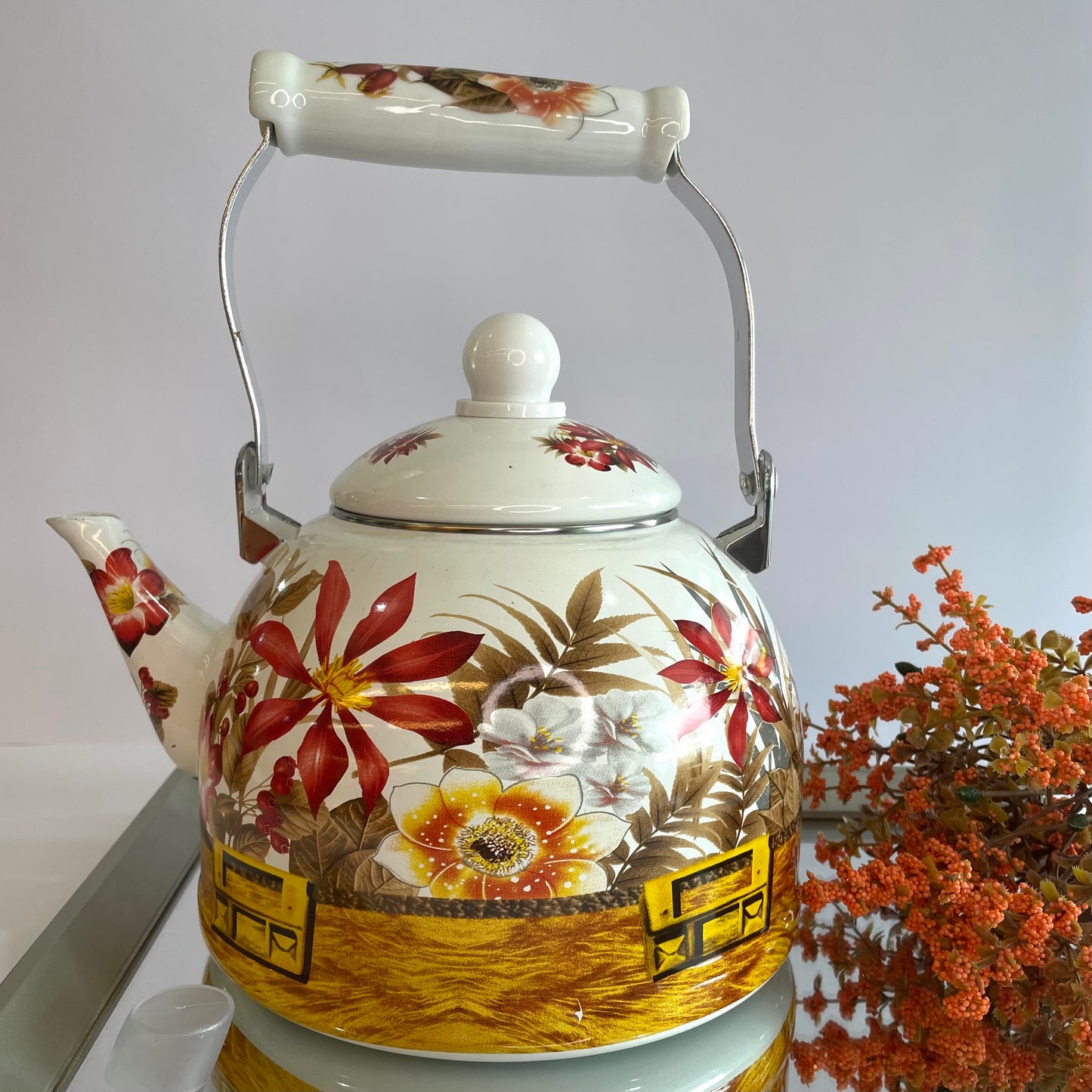 Chaleira Esmaltada Vintage com Estampa de Flores Tropicais – 2,5 Litros