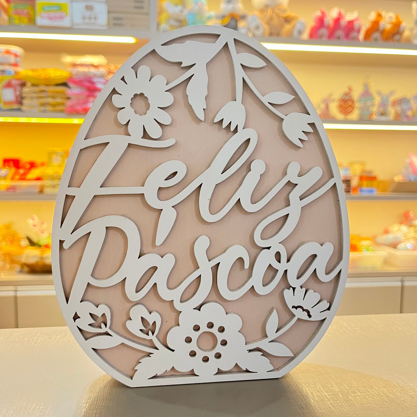 Placa Decorativa Ovo Feliz Páscoa em MDF | Rosa e Branco | FlorArte