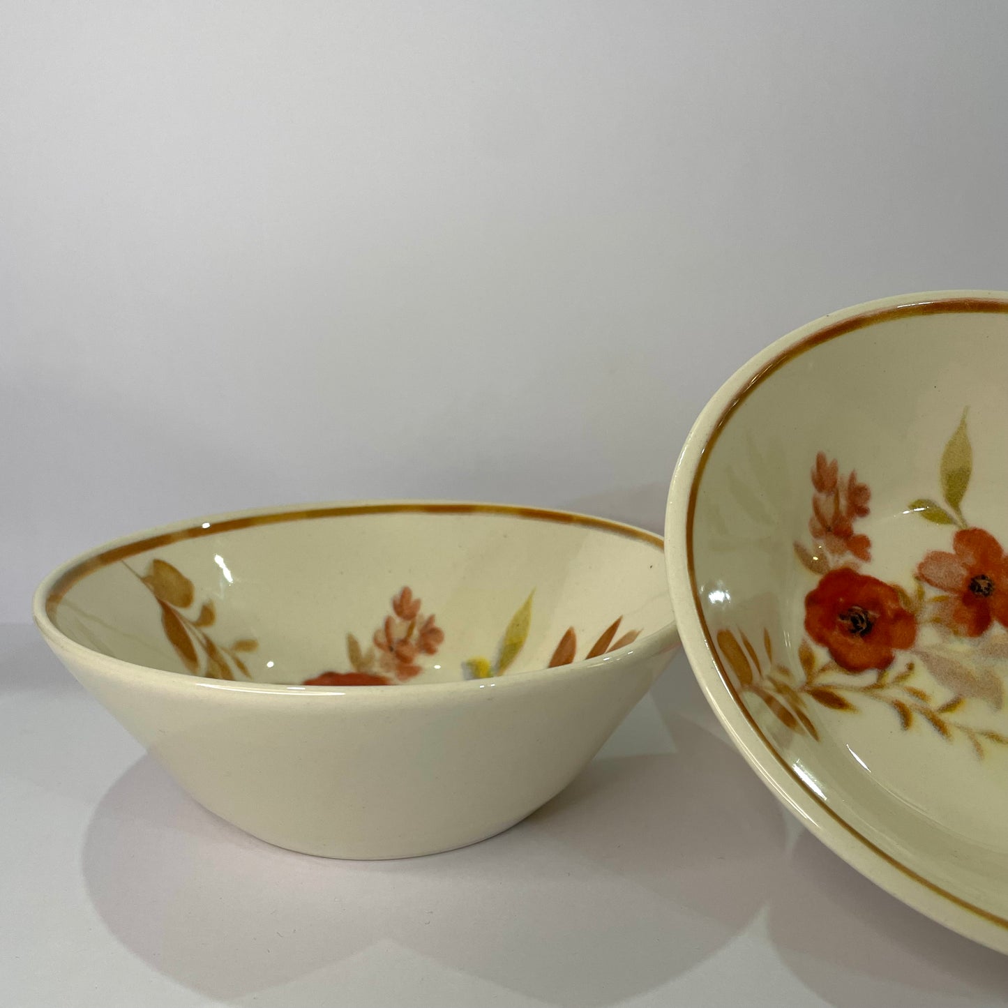 Tigela Conic 500 ml Chá das 5 – Oxford Biona | Cerâmica Floral Britânica