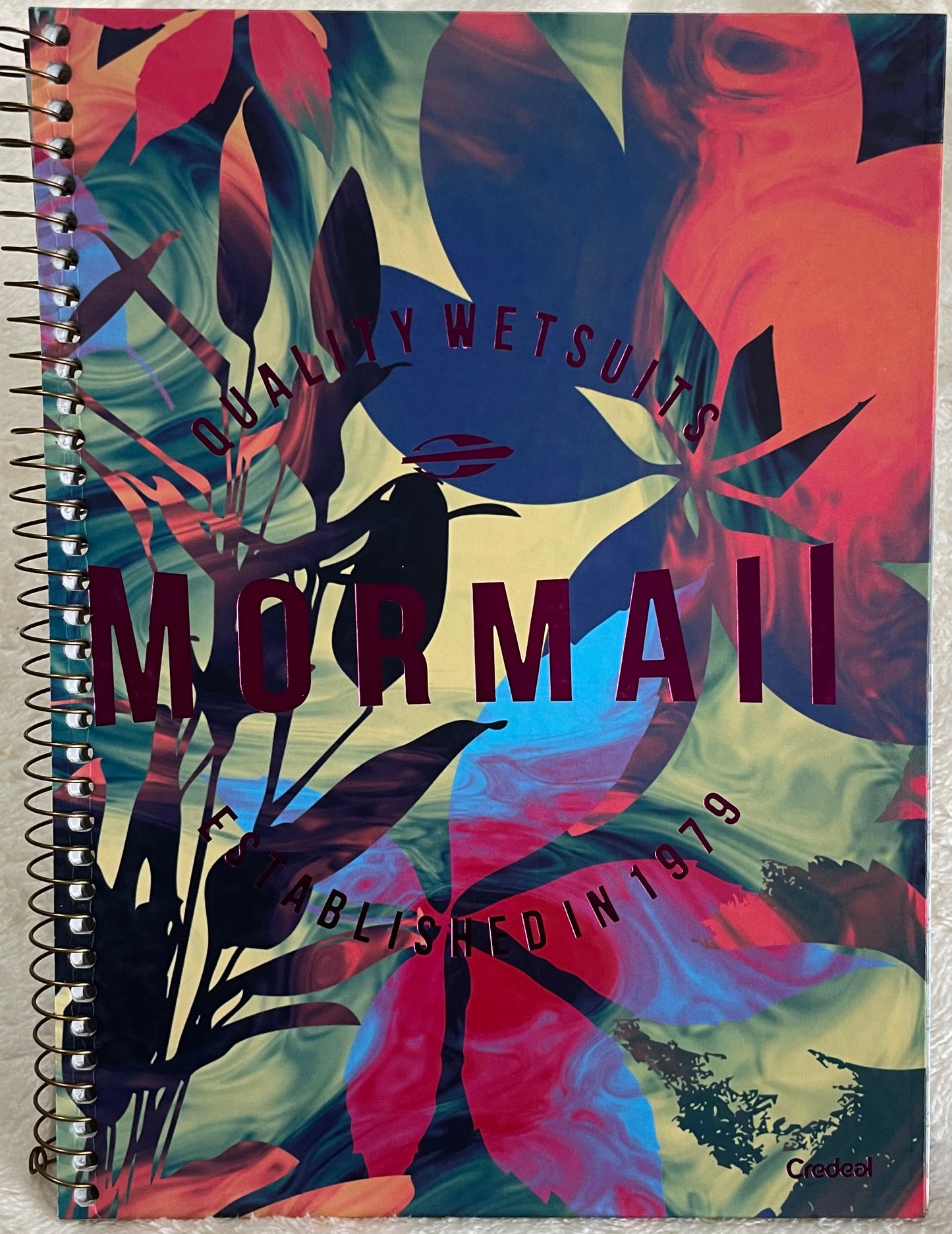 Caderno Universitário Mormaii 96 Folhas | Credeal Capa Dura