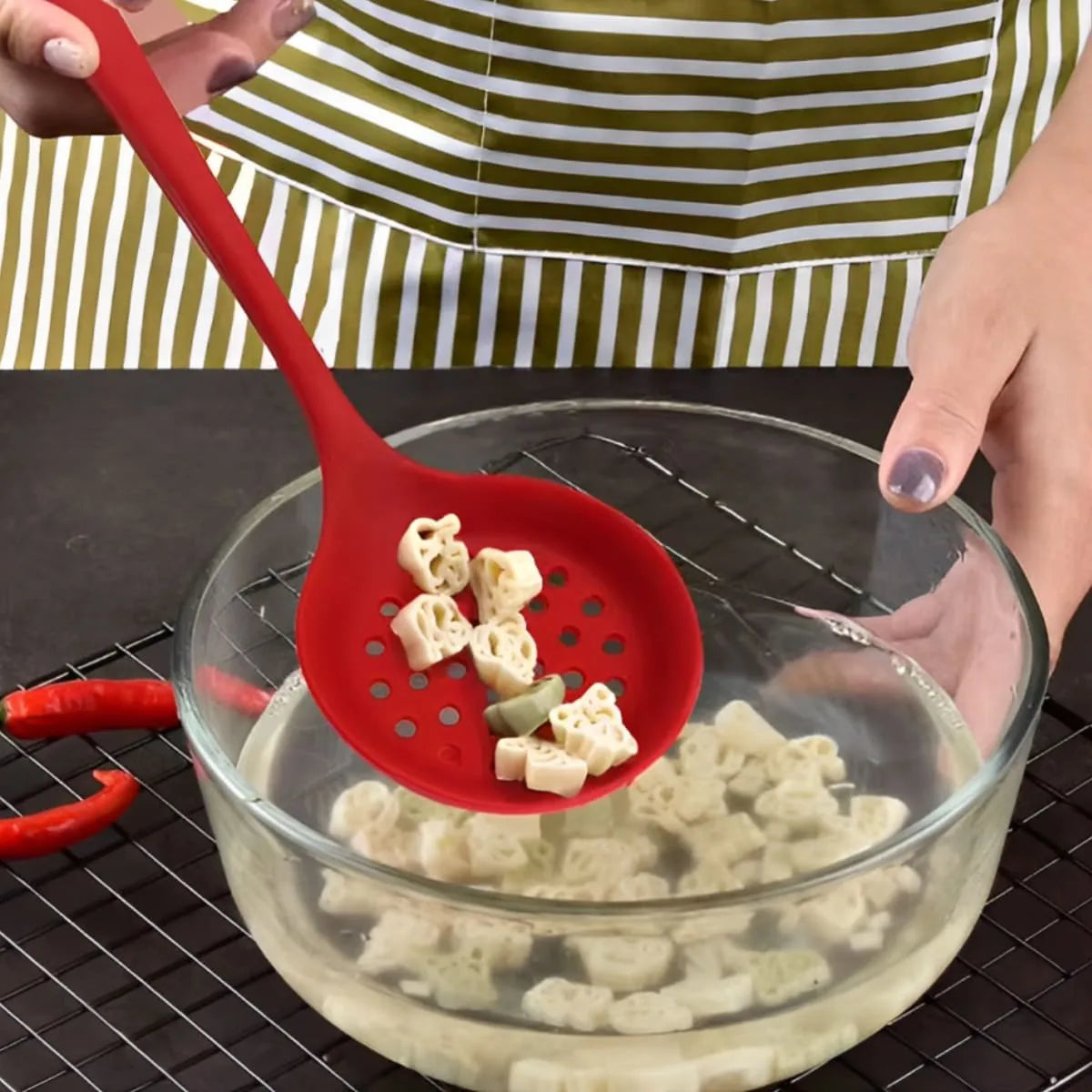 Escumadeira de Silicone 30 cm Art House Prime Candy ZG143-A – Cabo Antiderrapante, Resistente ao Calor, Cores Variadas