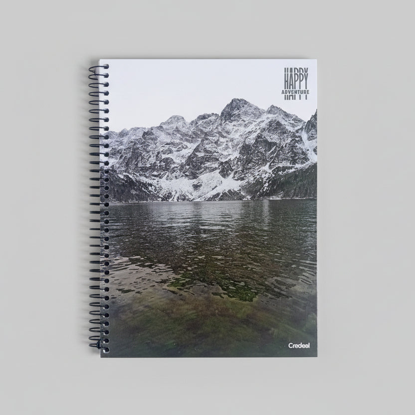 Caderno Universitário Happy Adventure Credeal 1 Matéria 80 Folhas – Capa Dura Espiral