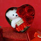Rosas Artificiais + Urso de Pelúcia Luxo em Caixa de Presente Coração – Presente Romântico e Decorativo